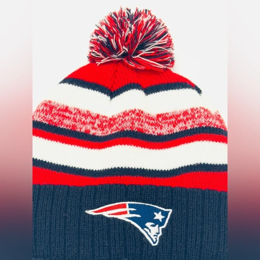 New England Patriots Football new era 2021 sideline knit Beanie Hat One size